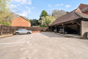 Photo 25- click for photo gallery